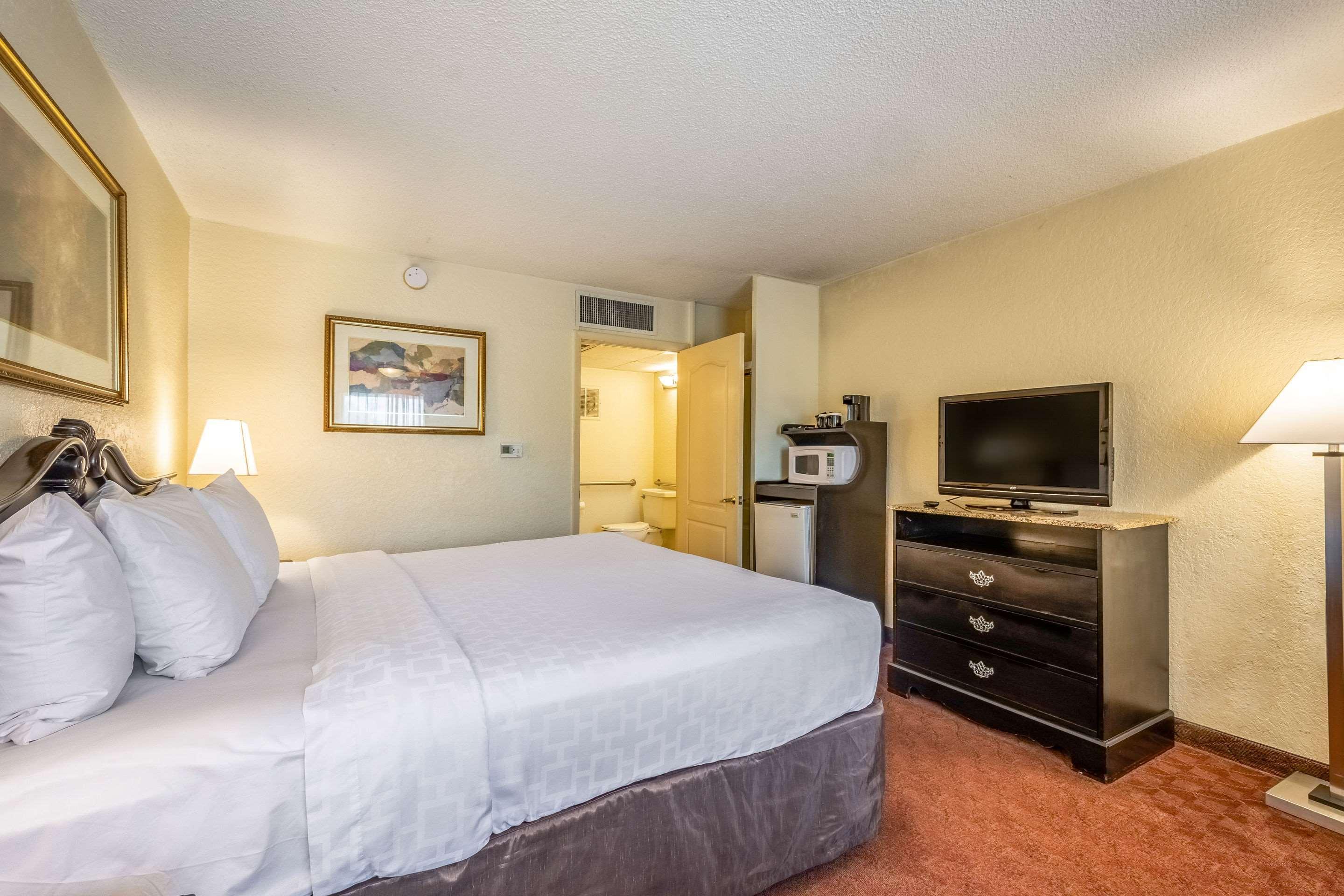 Clarion Inn & Suites Central Clearwater Beach Luaran gambar