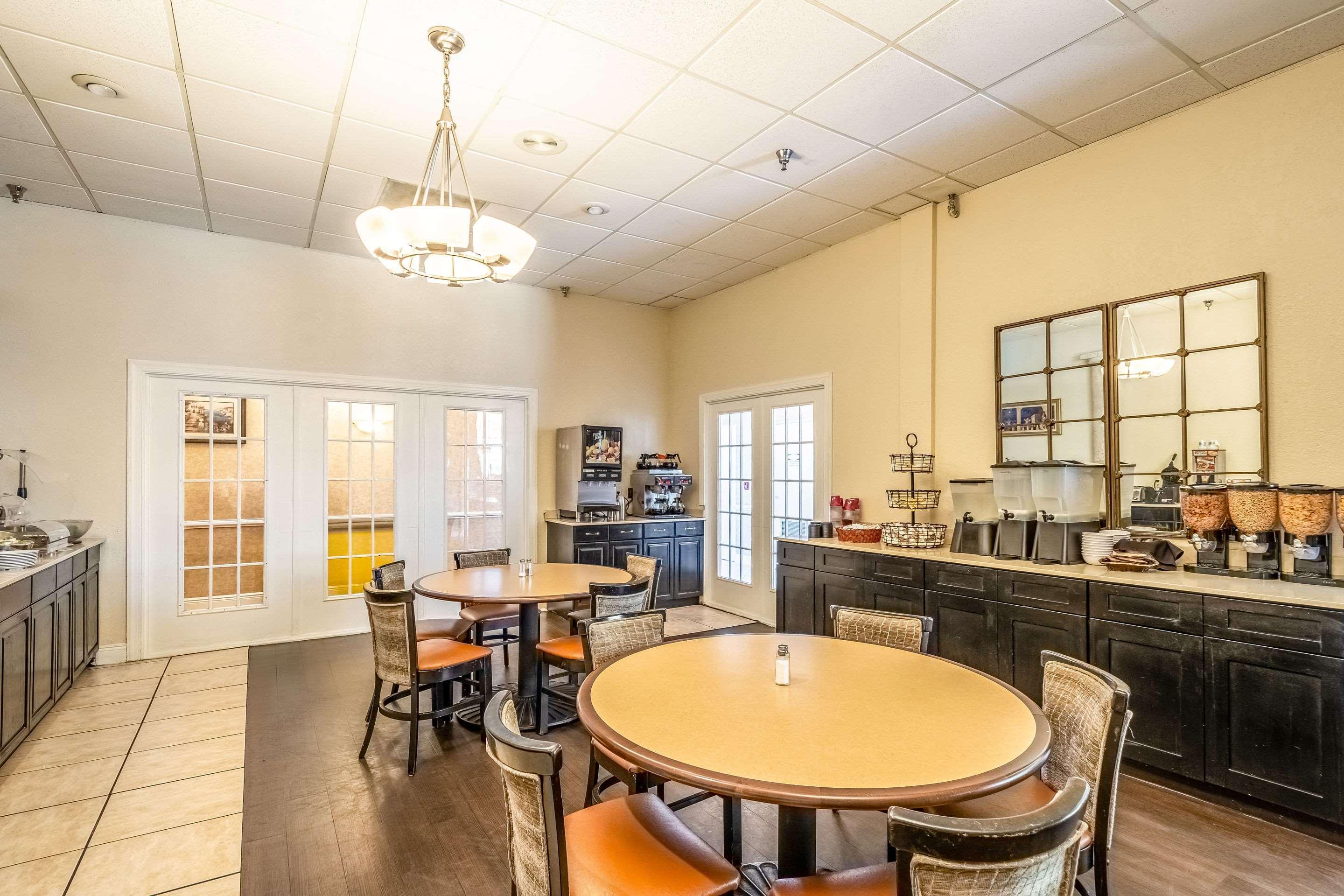 Clarion Inn & Suites Central Clearwater Beach Luaran gambar