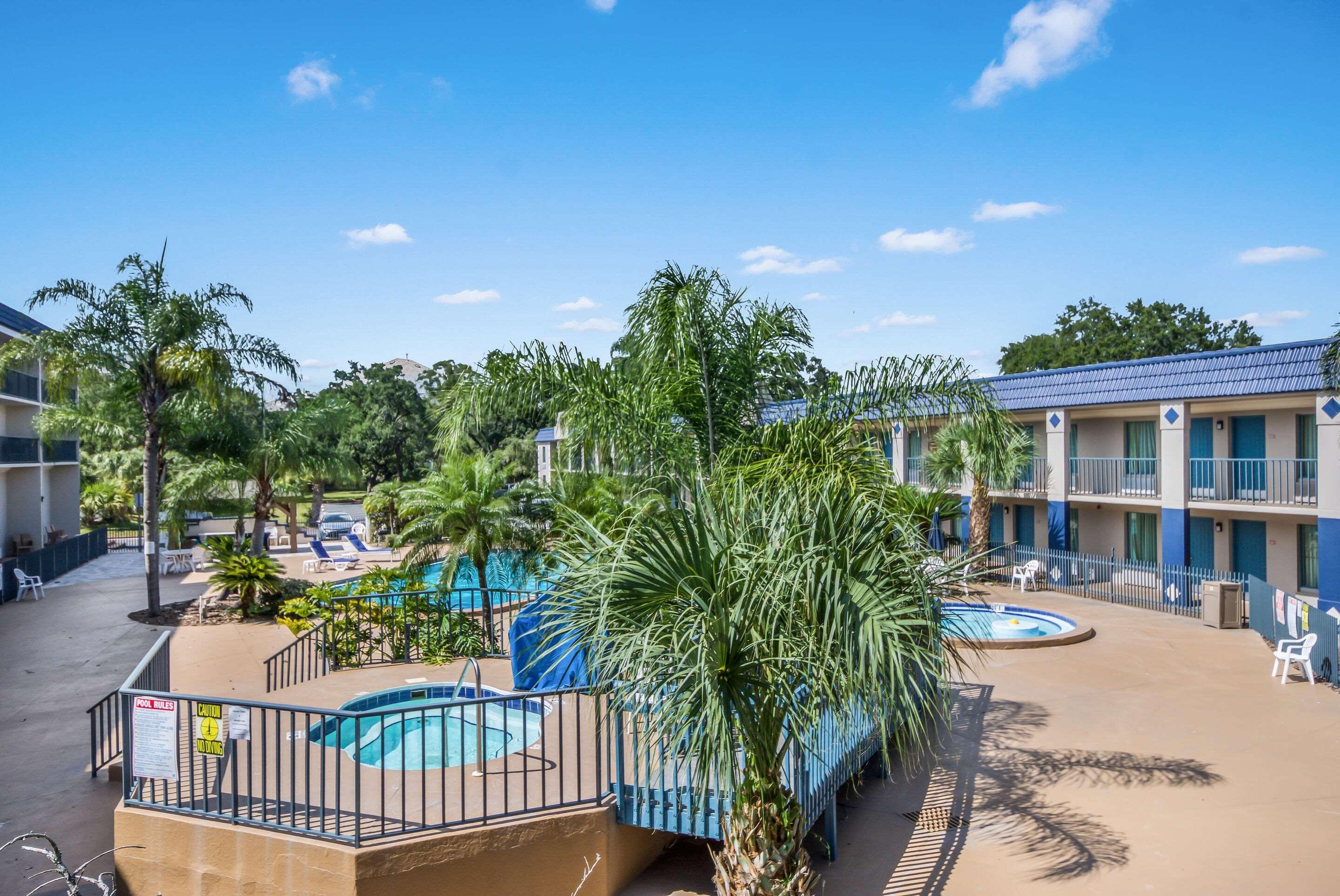 Clarion Inn & Suites Central Clearwater Beach Luaran gambar