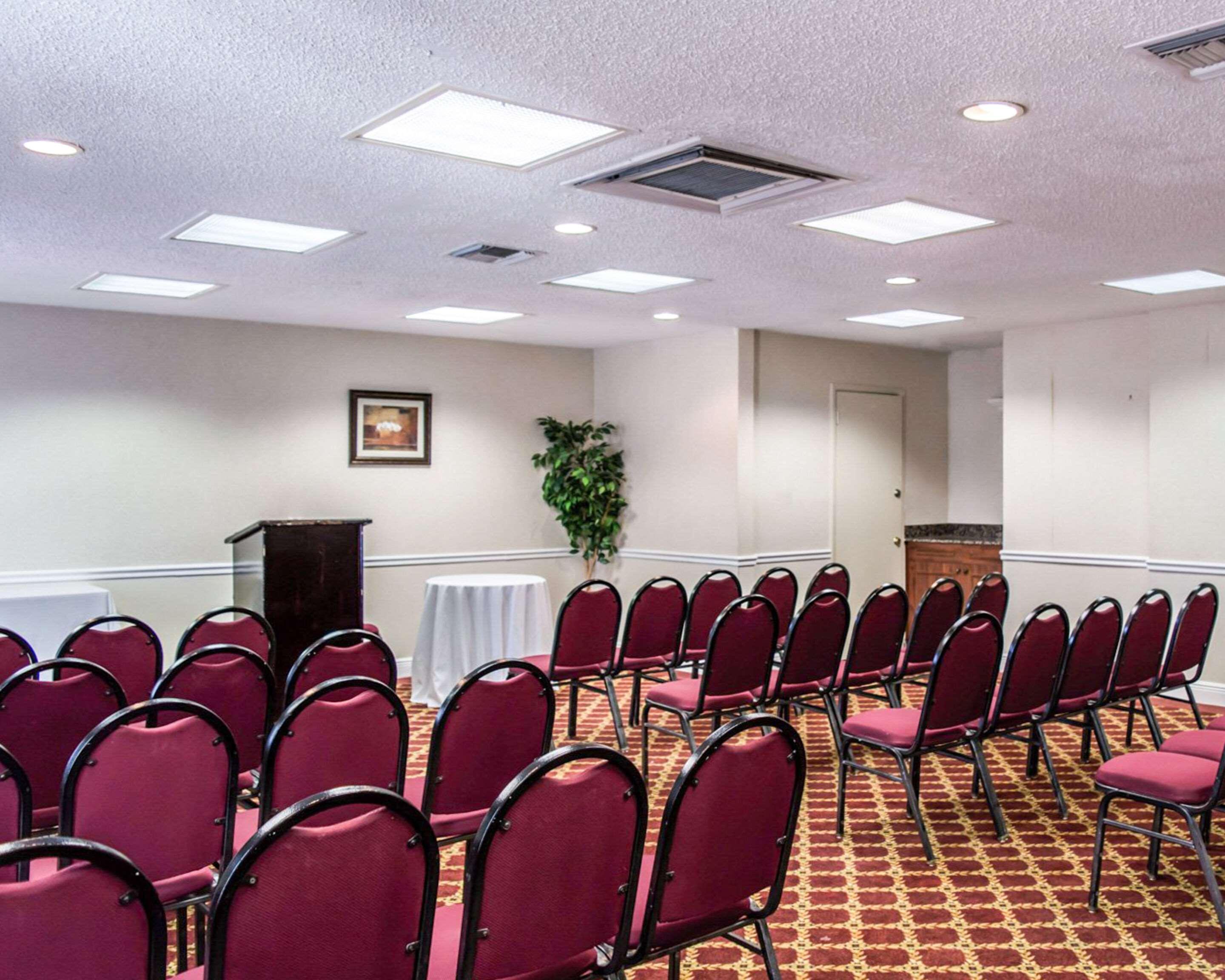 Clarion Inn & Suites Central Clearwater Beach Luaran gambar
